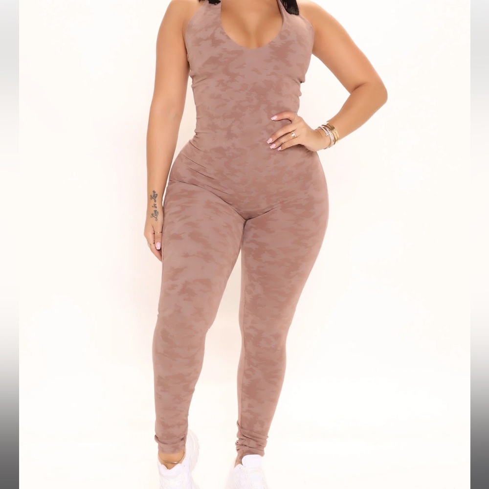 Fashion nova